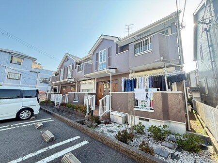 シャン・ノ－ル外観写真