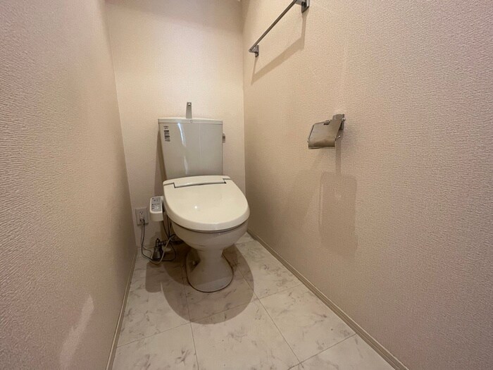 物件内観写真11　(トイレ)