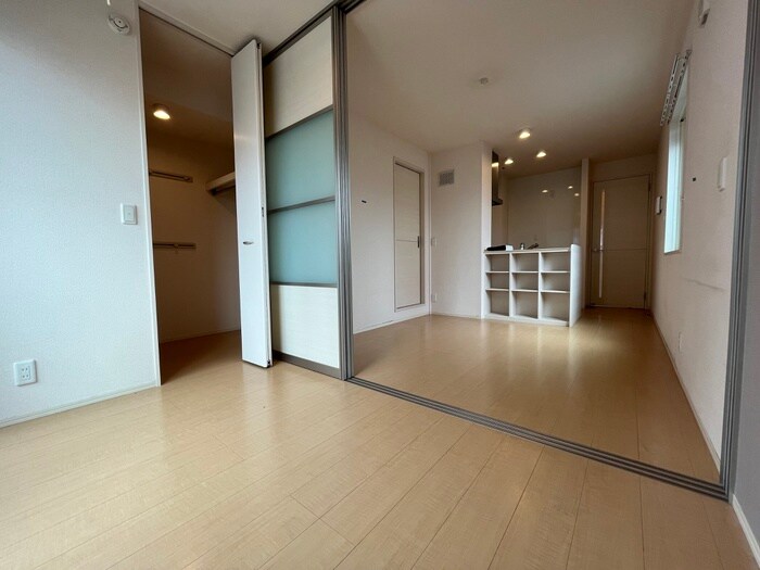 物件内観写真12　(居室)