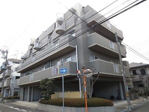 ドゥミメゾン外観写真
