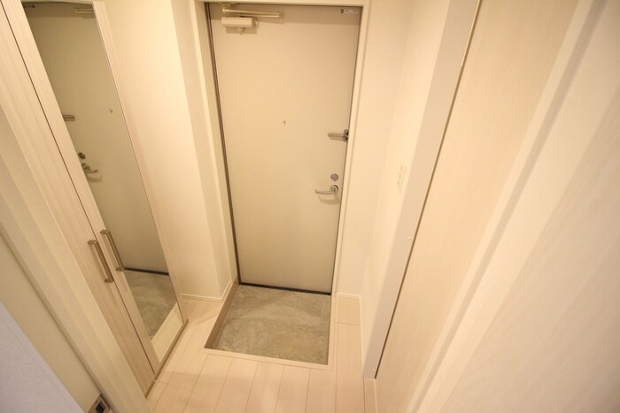 物件内観写真15　(玄関)
