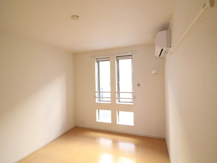 物件内観写真19　(居室)