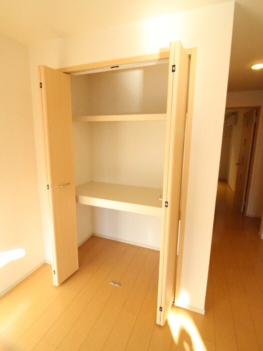 物件内観写真22　(収納)