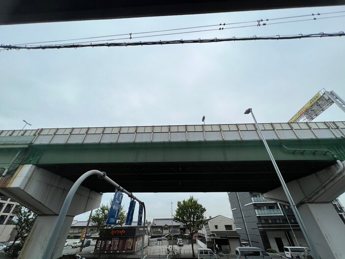 物件内観写真22　(室内からの展望)