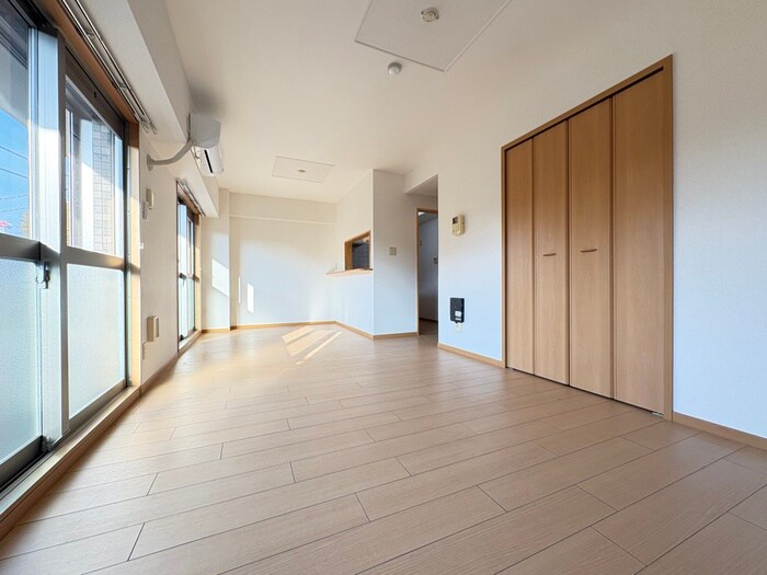 物件内観写真13　(居室)