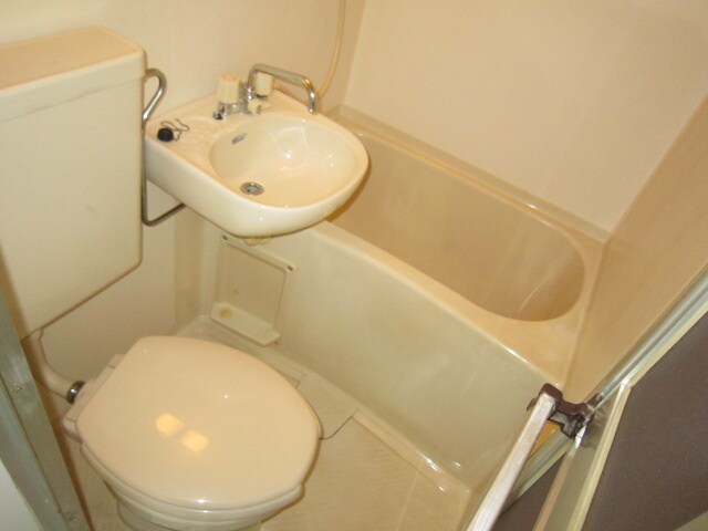 物件内観写真12　(バス／シャワールーム等)