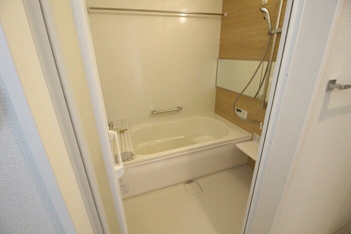 物件内観写真12　(バス／シャワールーム等)