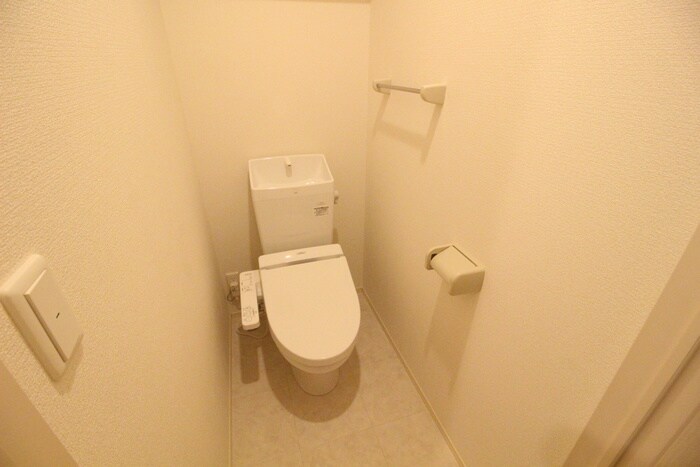 物件内観写真13　(トイレ)