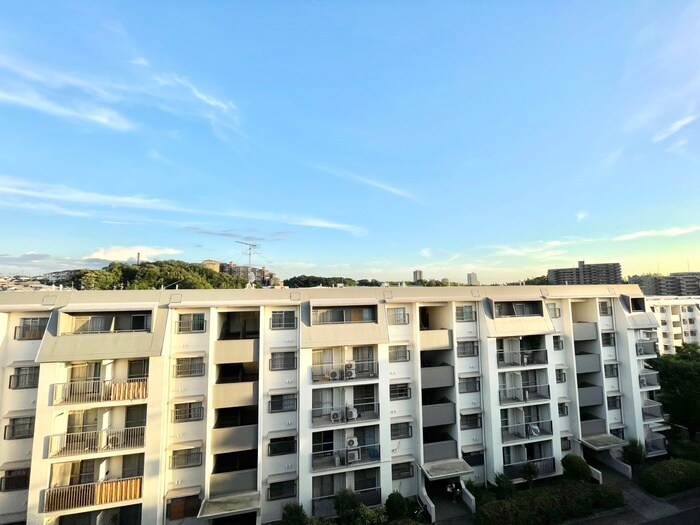 物件内観写真19　(室内からの展望)