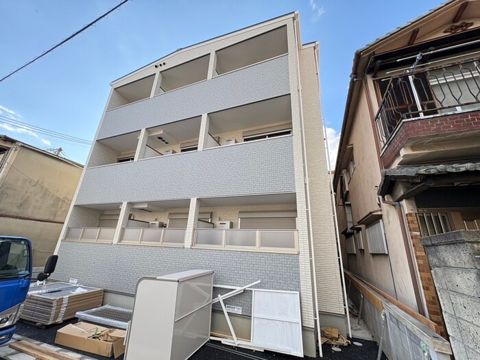 物件外観写真1　(外観写真)