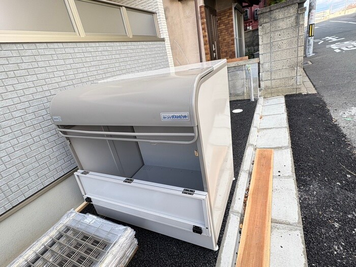 物件外観写真4　(建物設備)