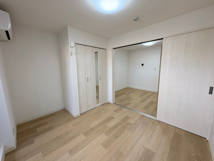 物件内観写真14　(居室)