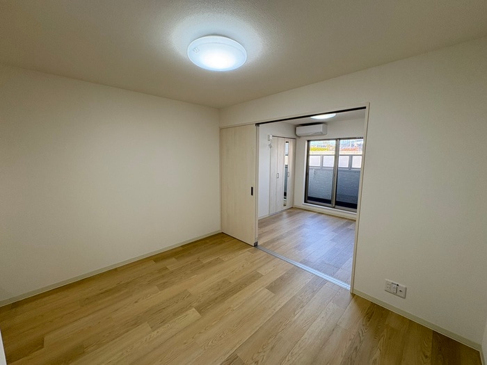 物件内観写真14　(居室)