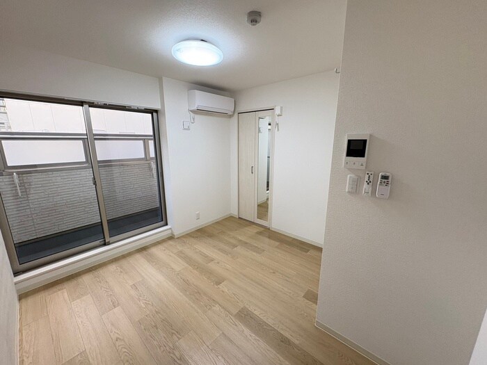 物件内観写真15　(居室)