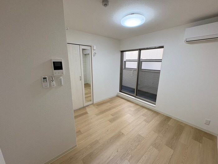 物件内観写真15　(居室)