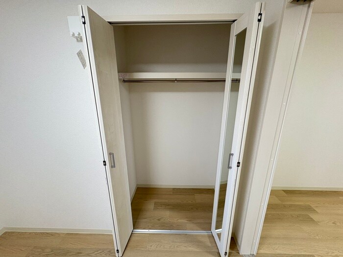 物件内観写真16　(収納)
