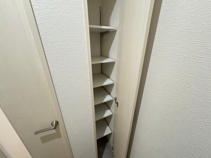 物件内観写真18　(靴箱)