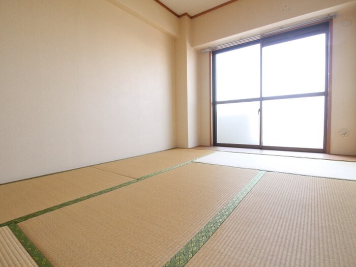 物件内観写真11　(居室)