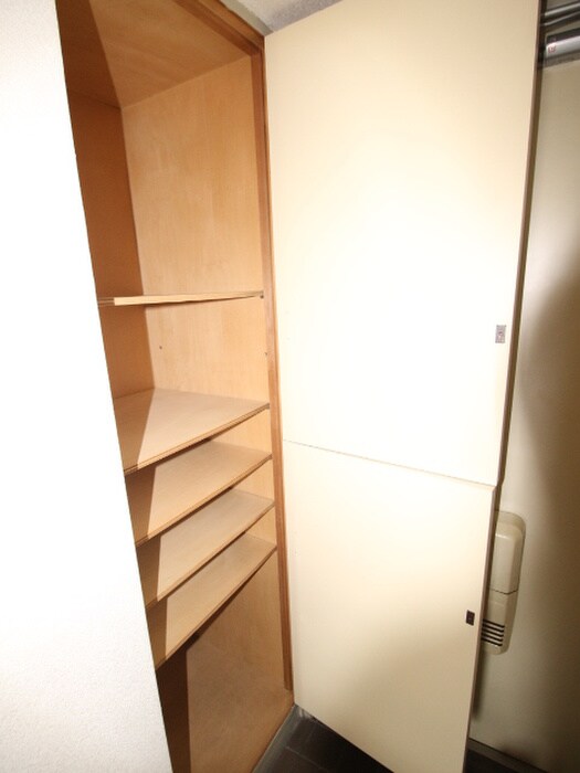 物件内観写真20　(収納)