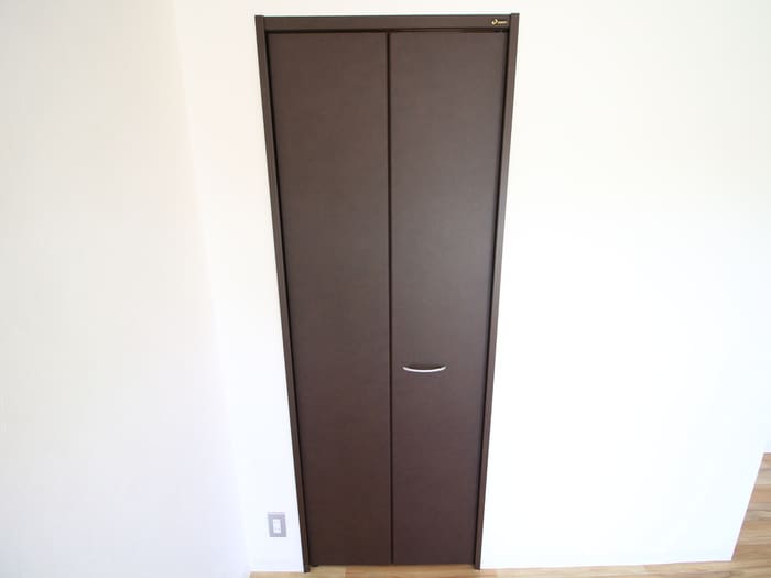 物件内観写真12　(収納)