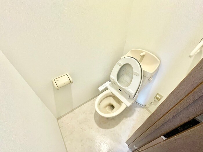 物件内観写真15　(トイレ)