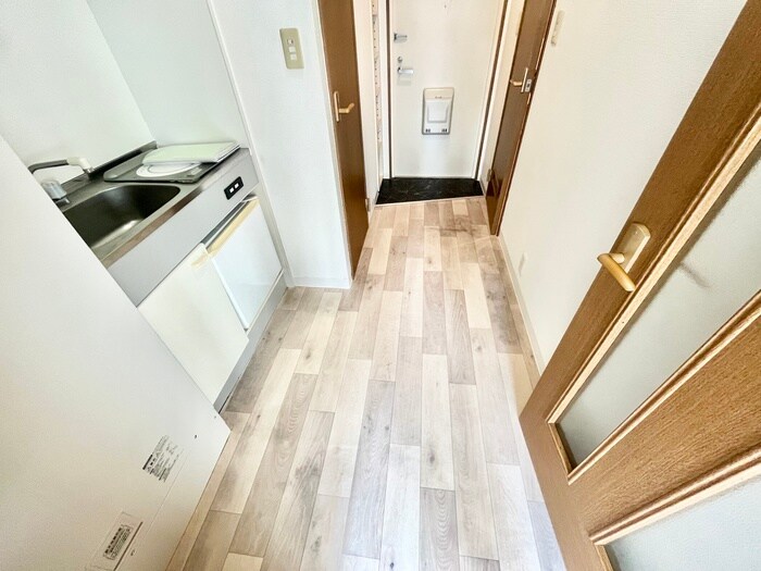 物件内観写真16　(廊下)