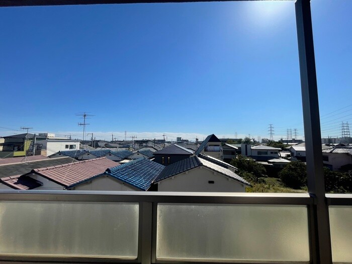 物件内観写真16　(室内からの展望)