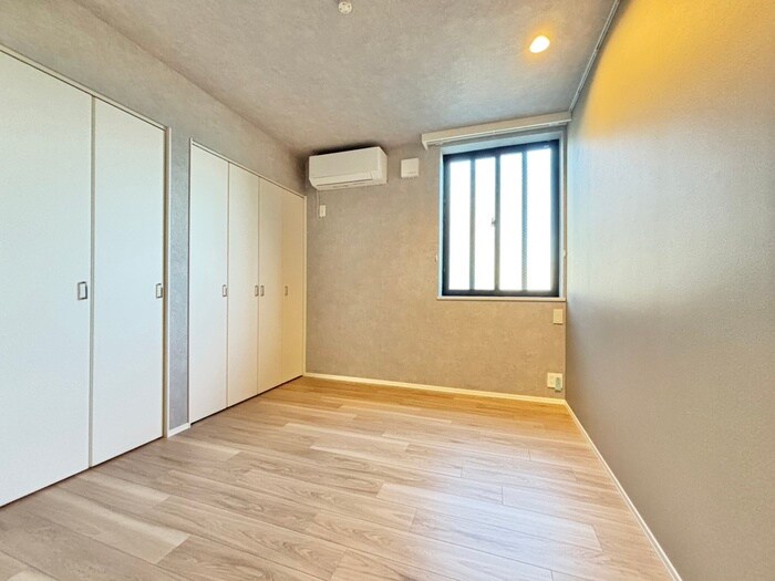 物件内観写真9　(居室)