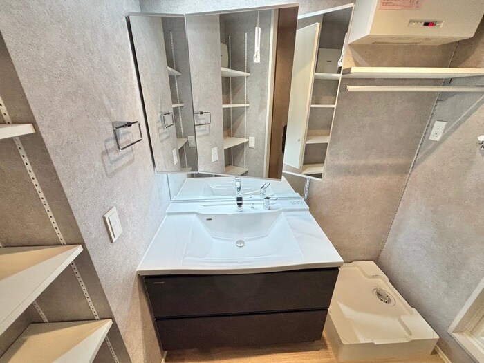 物件内観写真10　(洗面)