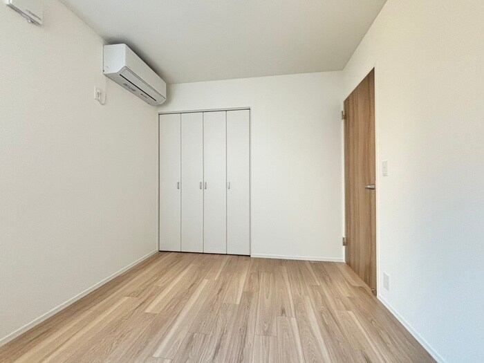 物件内観写真10　(居室)