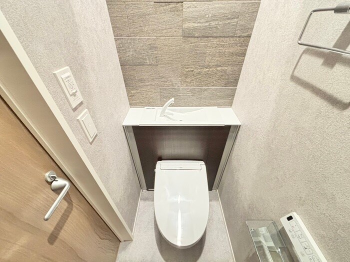 物件内観写真12　(トイレ)