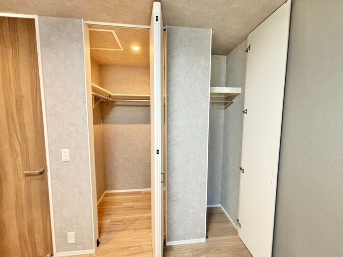 物件内観写真12　(収納)