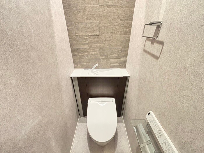 物件内観写真14　(トイレ)