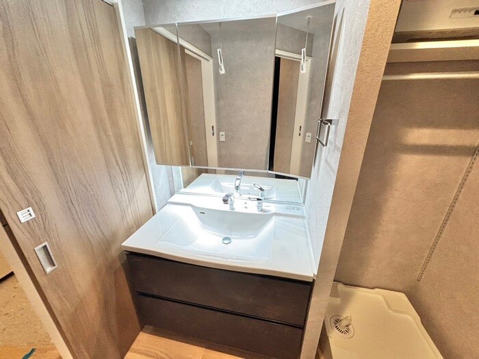 物件内観写真14　(洗面)