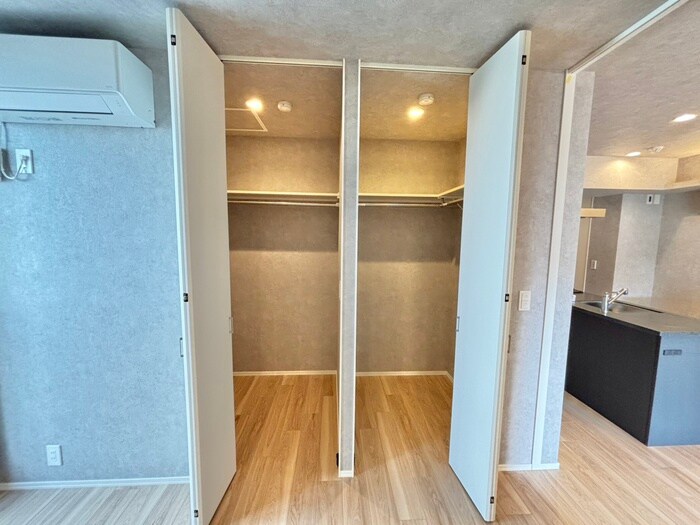 物件内観写真14　(収納)