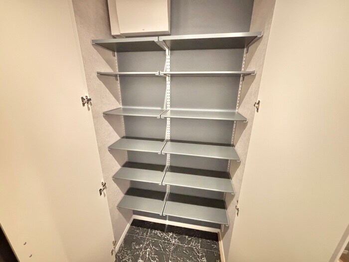 物件内観写真16　(靴箱)