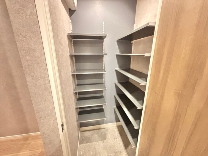物件内観写真16　(靴箱)