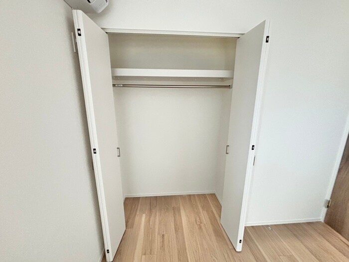 物件内観写真18　(収納)