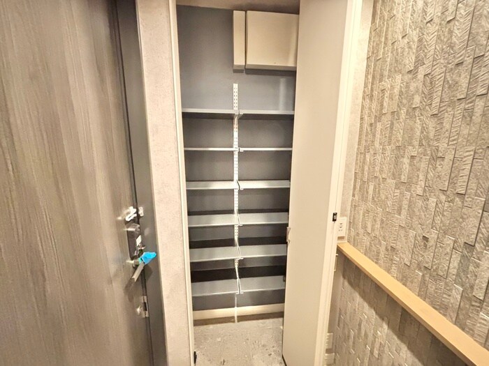 物件内観写真18　(靴箱)