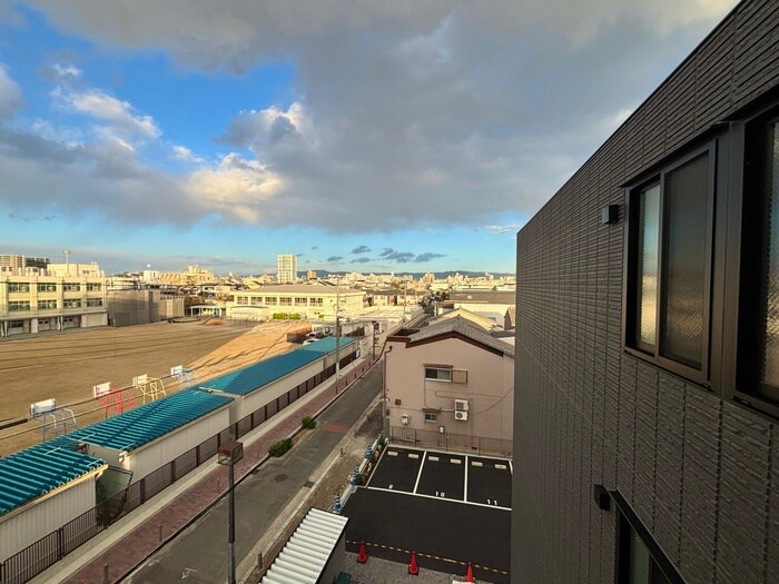 物件内観写真22　(室内からの展望)