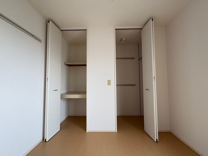 物件内観写真15　(収納)