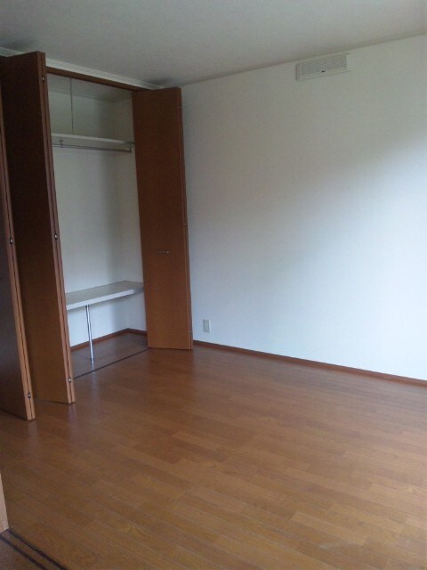 物件内観写真5　(居室)