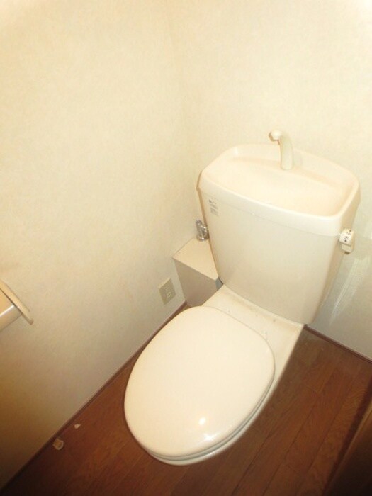 物件内観写真8　(トイレ)