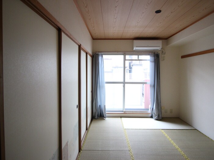 物件内観写真7　(居室)