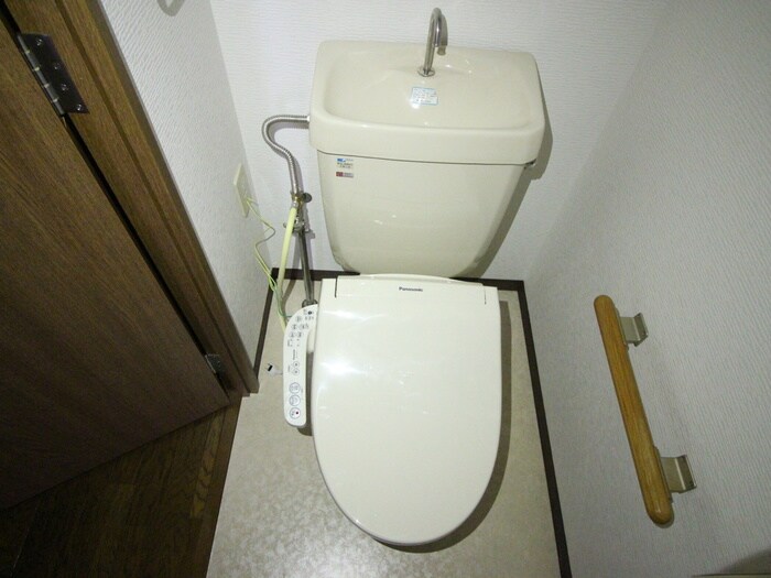 物件内観写真13　(トイレ)