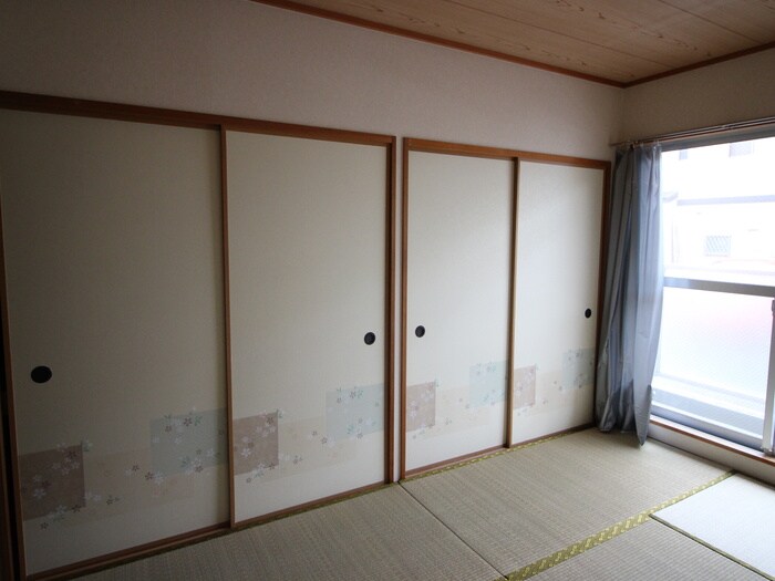 物件内観写真16　(居室)