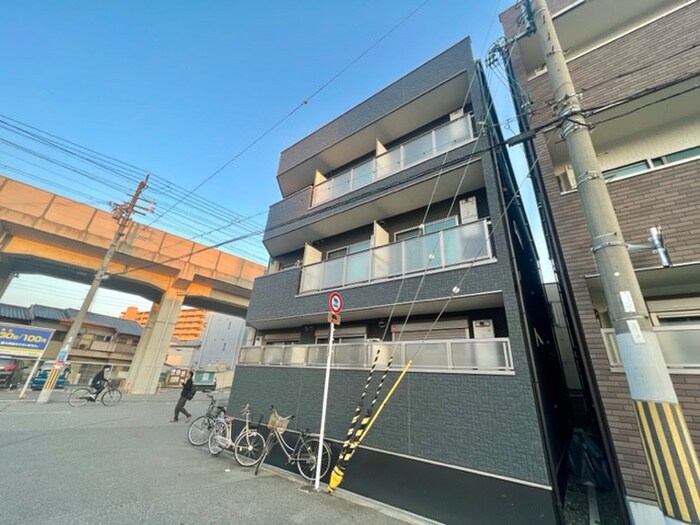 物件外観写真3　(外観写真)