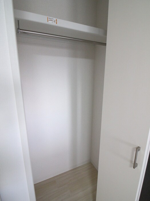 物件内観写真18　(収納)