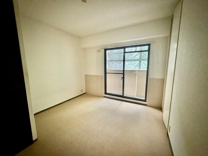 物件内観写真10　(居室)