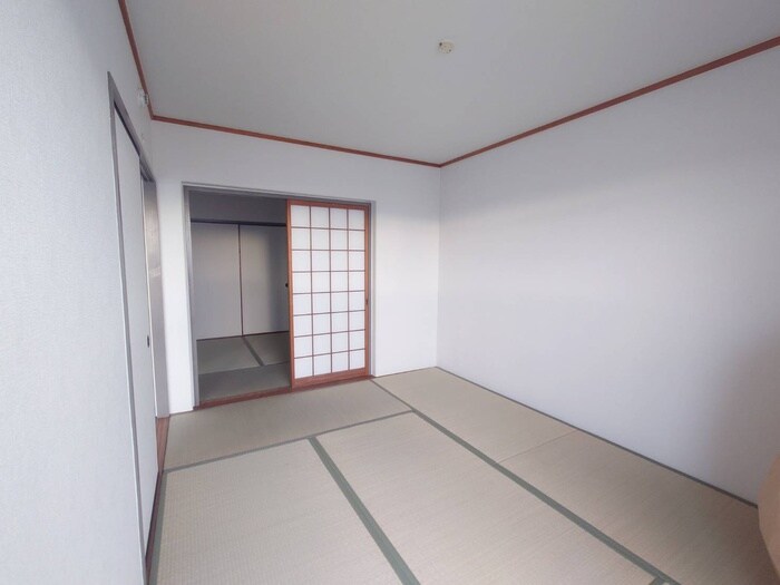 物件内観写真10　(居室)